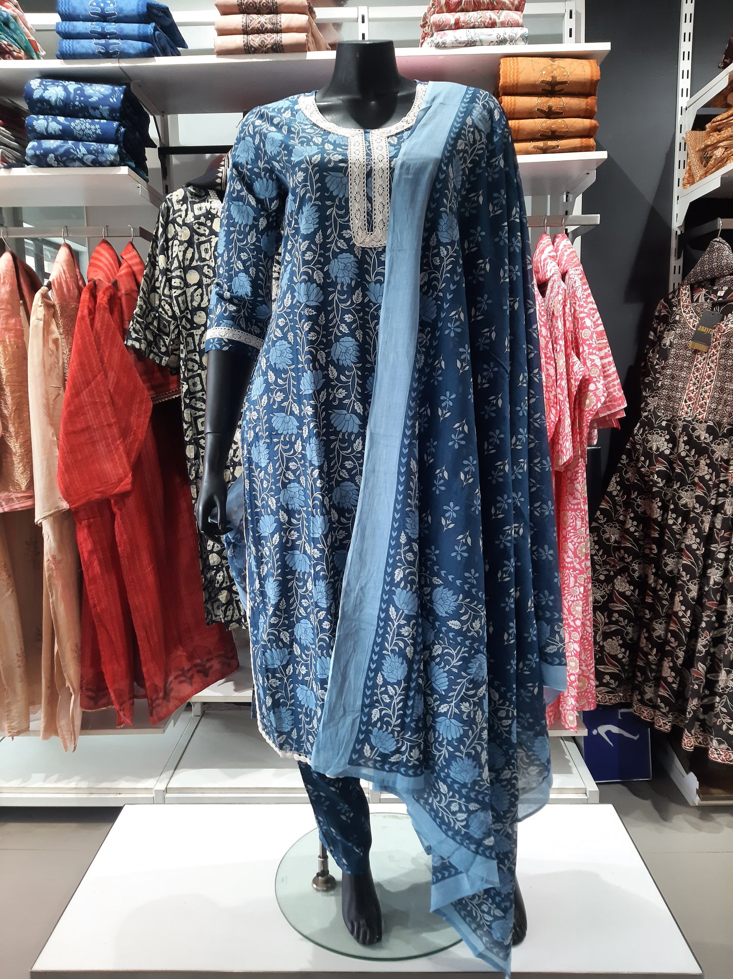 2658395BLUE - Womens KURTHI SET
