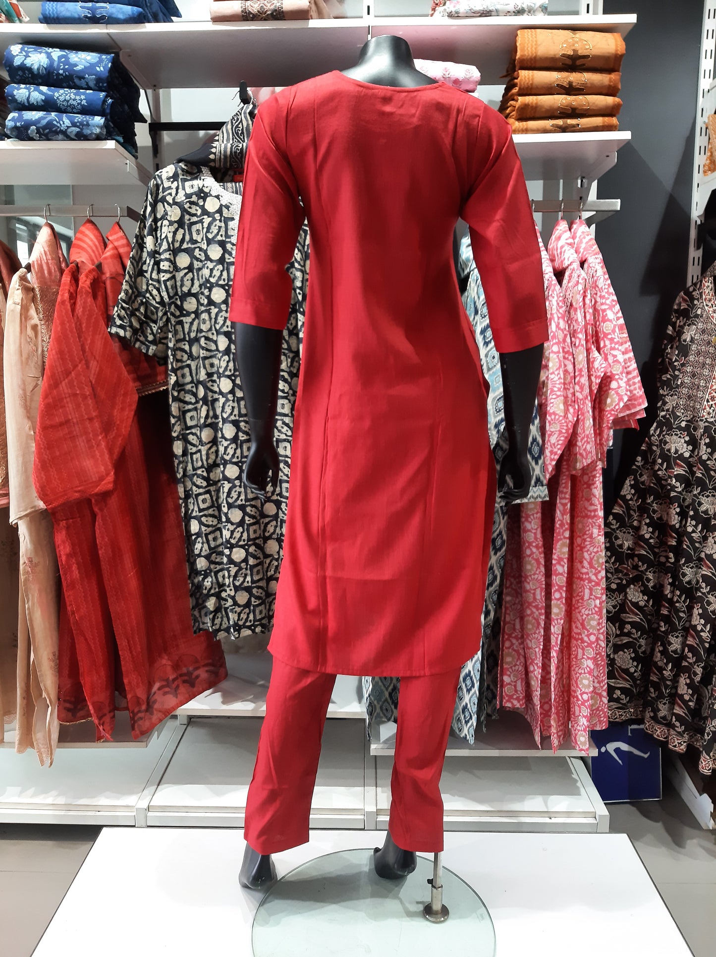 235245RED - Womens KURTHI SET