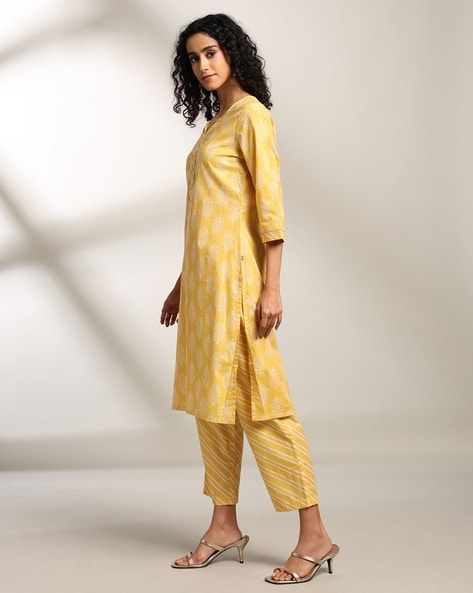 Women Block Print Straight Kurta with Pants - 443053819001