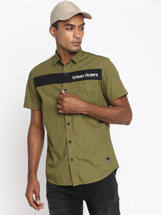 Lee Men Olive Solid Slim Fit Shirt