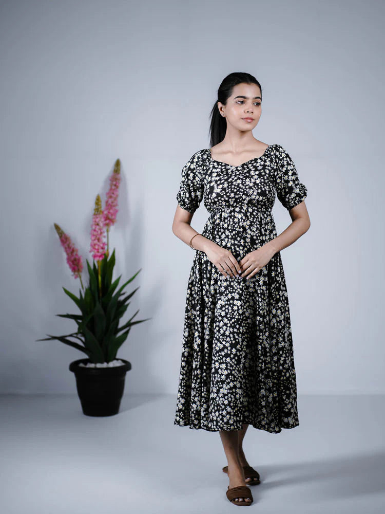 Eilaa - Black with white Daisy Print puff Sleeve dress PSD411-MD987